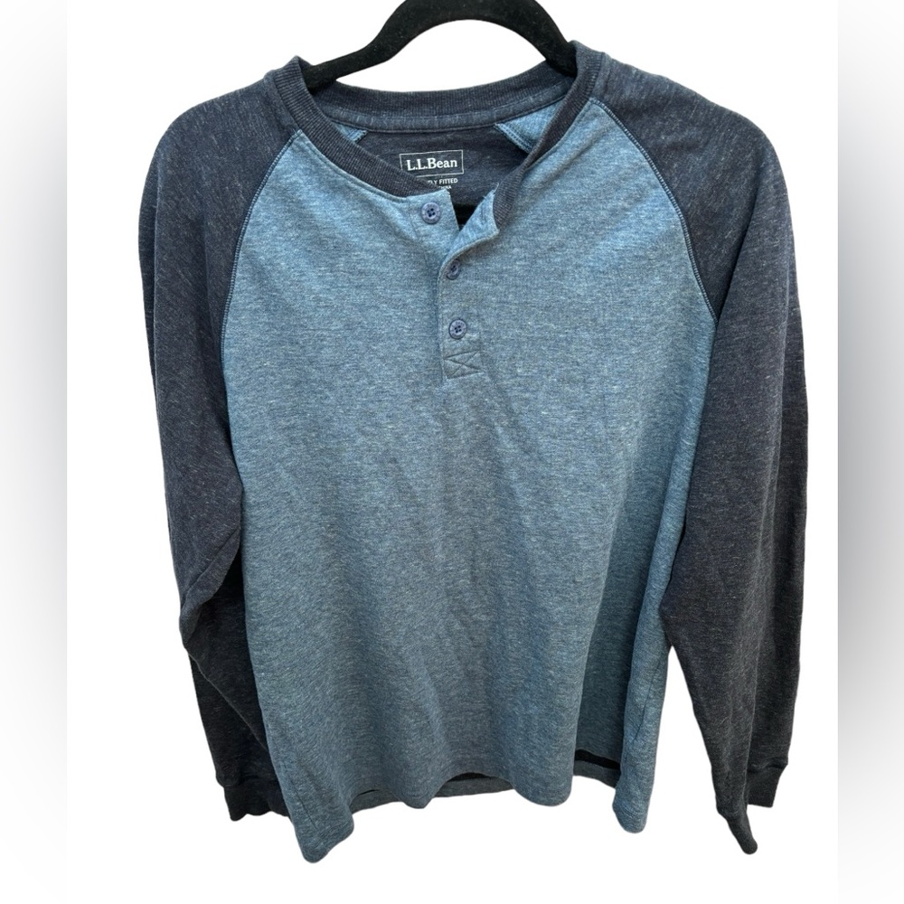 L.L. Bean Men’s Blue Long Sleeve Slightly‎ Fitted Henley Size Medium
